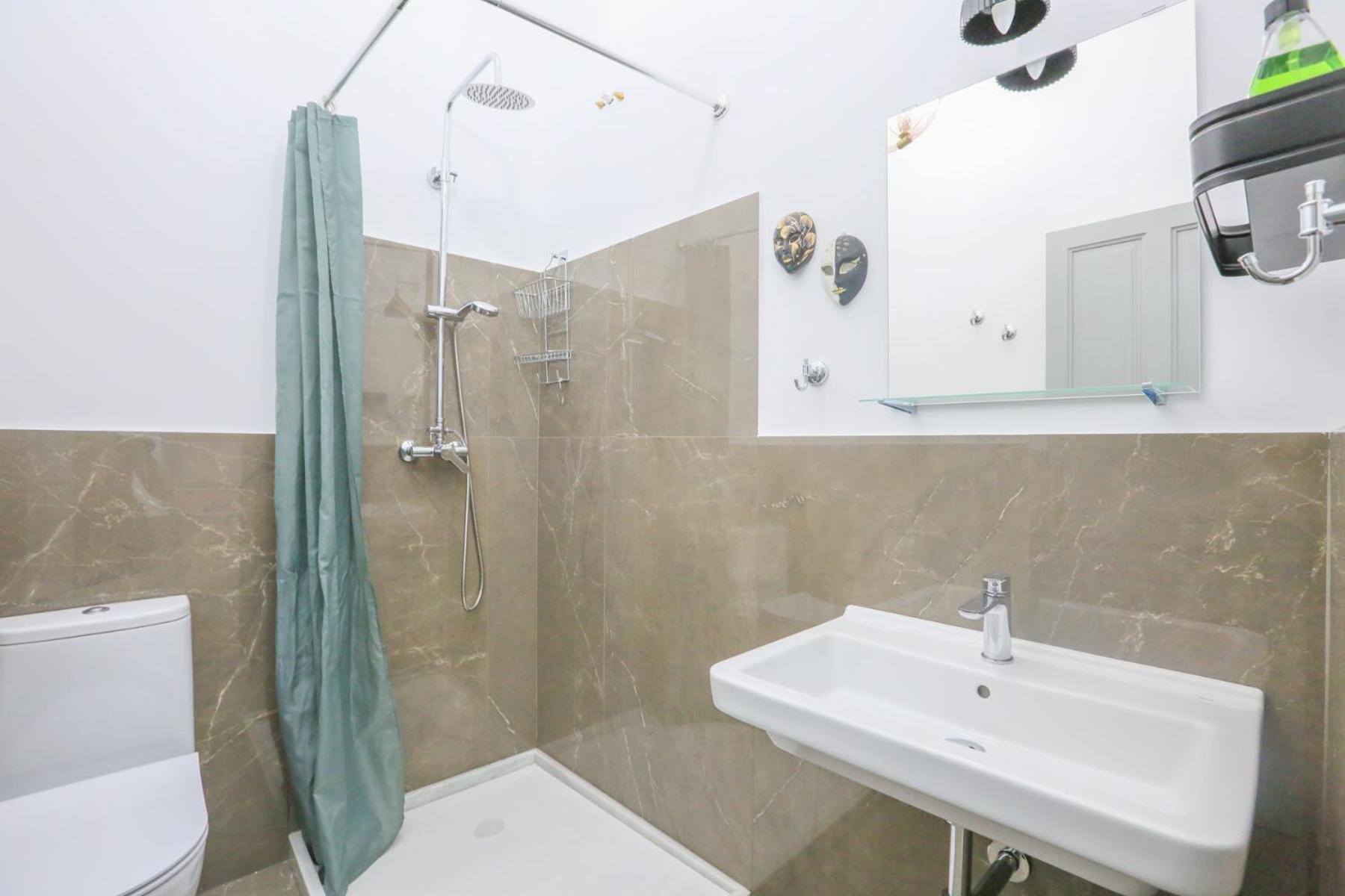 Casa Senorial Con Piscina. Casa Donna Isabel Guest House Penaflor Exterior photo